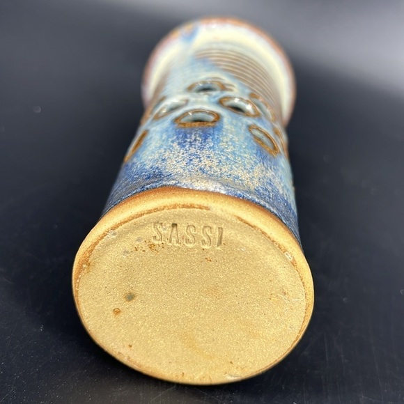 Doug Sassi Studio Art Pottery - Picture 9 of 11